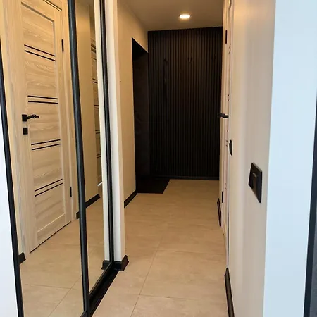 아파트 New Modern In The Centre *