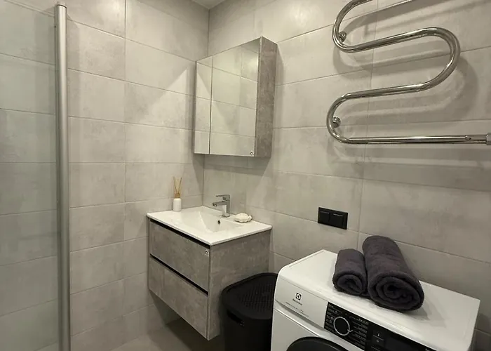 New Modern In The Centre